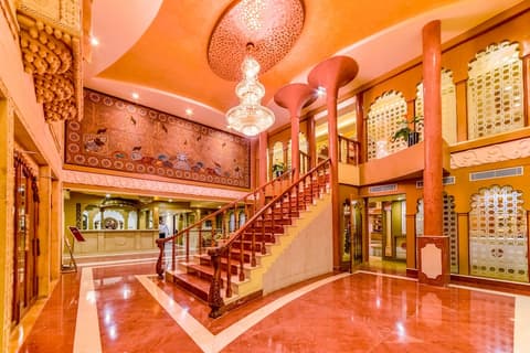 Chokhi Dhani The Palace Hotel, Interior entrance