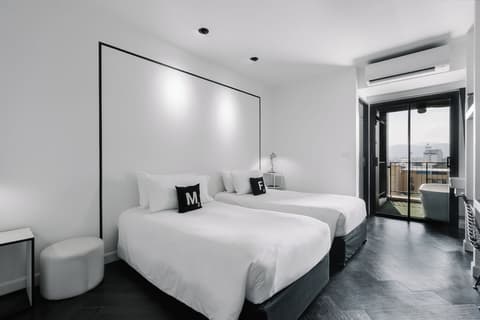 Blu Monkey Hub and Hotel Phuket, Room