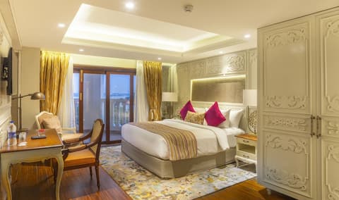 Fragrant Nature Kochi, Room