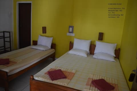 Hotel Paradiso, Room