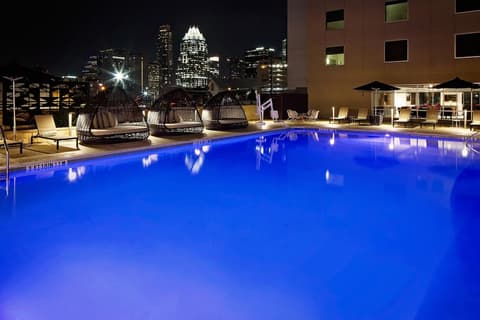 Holiday Inn Express & Suites Austin Downtown - University by IHG, Pool