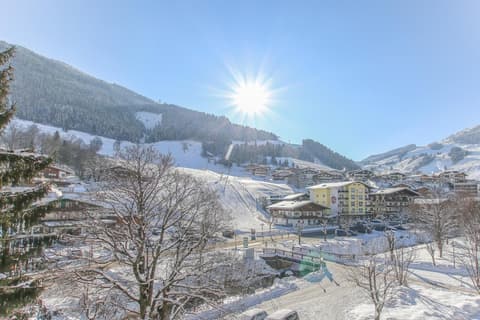 Hotel Almrausch, Snow and ski sports