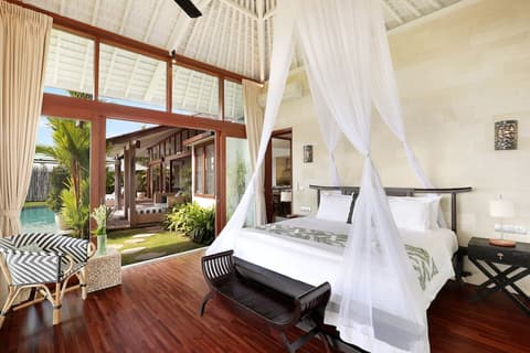 Hidden Hills Villas, Room