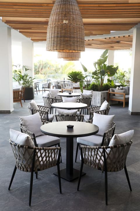 Miramare Beach Hotel, Lobby