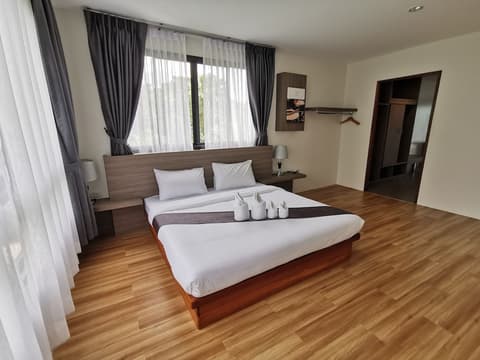 Nana Beach Hotel, Room