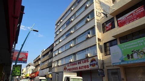 Granda Inn, Front of property