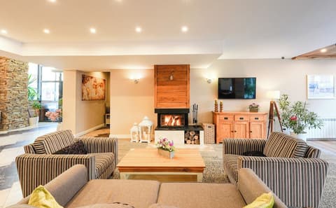 Predela 2 Holiday Apartments, Reception