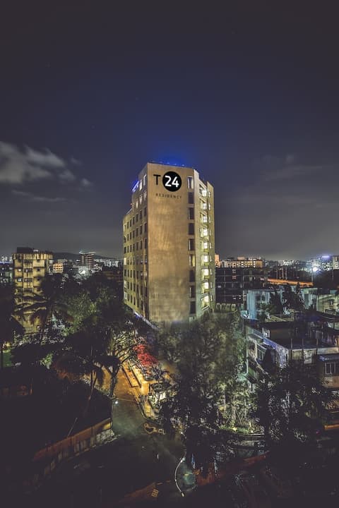 T24 Residency Mumbai International Airport Hotel, Front of property - evening/night