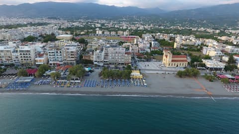 Hotel Flisvos, Exterior