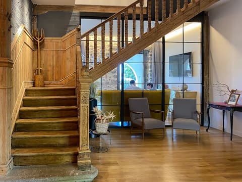 Hotel Arimune, Reception