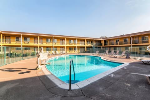 Quality Inn & Suites near Downtown Bakersfield, Pool