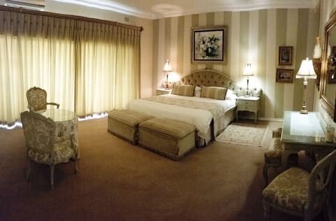 Royal Ridge Guest House and Apartments, Room