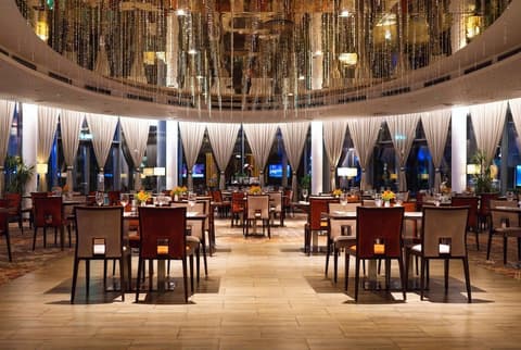 Ramada Plaza by Wyndham Craiova, Dining