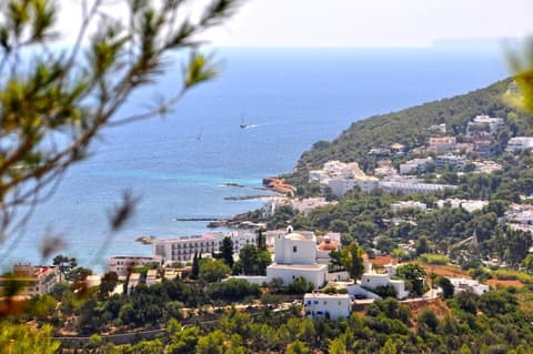 Hostal Santa Eulalia, Beach