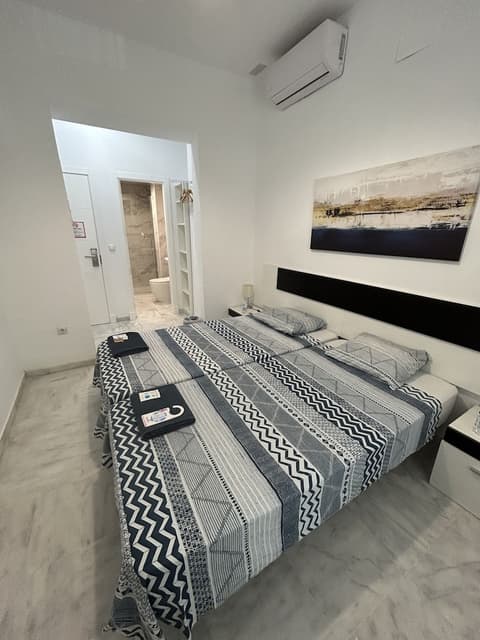 The Spot Central Hostel, Room