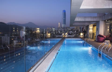 Solace Hotel Santiago, Rooftop pool