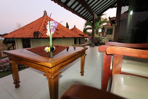 Taman Surgawi Resort & Spa, Terrace/patio