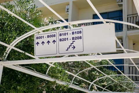 Beach Garden Hotel, Exterior detail