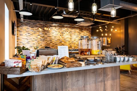 Staycity Aparthotels , Birmingham, City Centre, Breakfast area