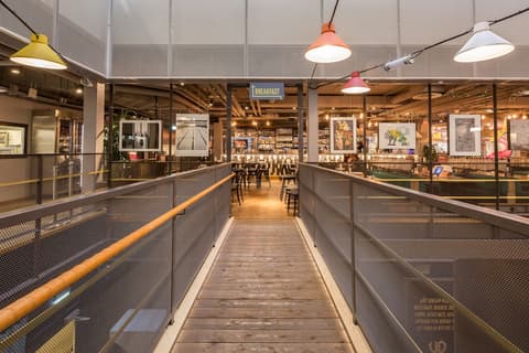 Hotel With Urban Deli, Lobby