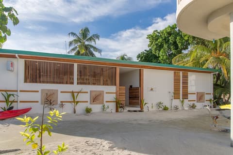 Dhiffushi White Sand Beach Hotel, View from property