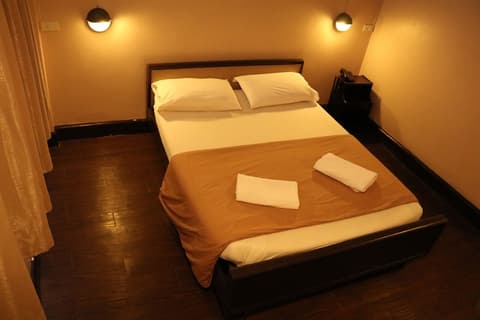 Suksawad Hotel, Room