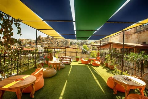 Hidden Cave, Terrace/patio