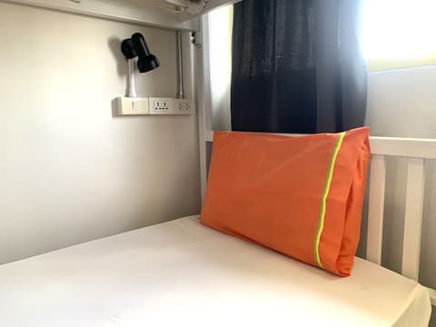 Sleep Sheep Phuket Hostel SHA, Room