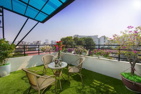 Hanoi Lotus Boutique Hotel, Terrace/patio