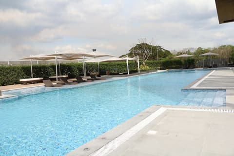 Midori Clark Hotel and Casino, Pool