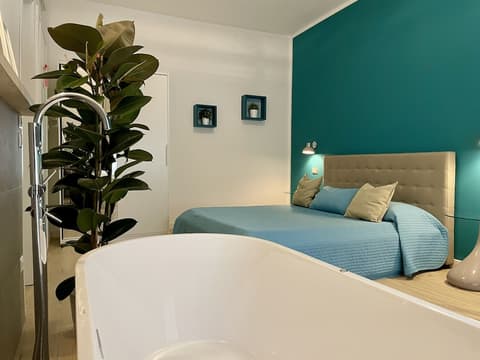 Le Coq Suites, Room
