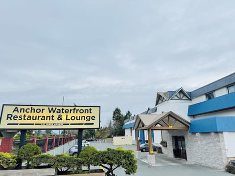 Anchor Inn And Suites, Front of property