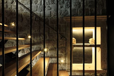 Apartments Eleganca, Interior entrance