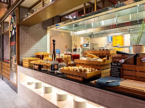 ibis One Central Hotel, Miscellaneous