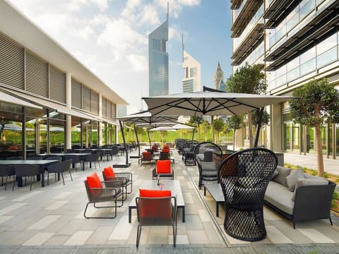 ibis One Central Hotel, Restaurant