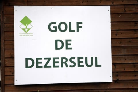 ibis budget Rennes Cesson, Golf