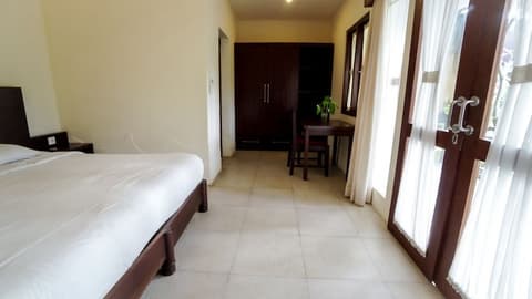 The Janan Villa, Room