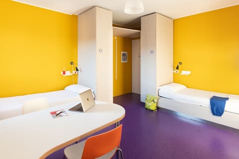 Combo Bologna - Hostel, Room