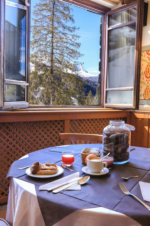 Palace Pontedilegno Resort, Breakfast meal