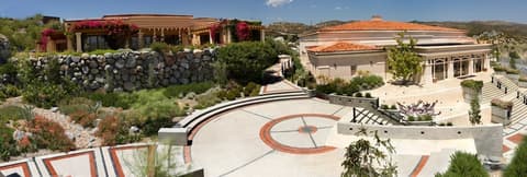 Santuario Diegueño, Exterior