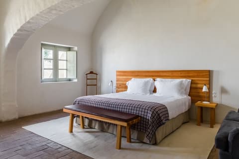 São Lourenço do Barrocal, Room