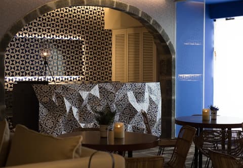 Hotel Casa Hintze Ribeiro, Reception