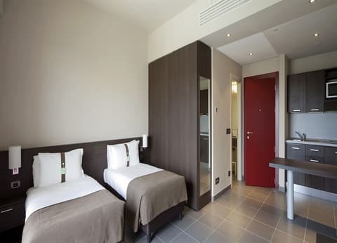 Inn Naples Airport, Room