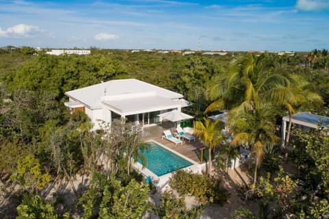 The Oasis at Grace Bay, Room