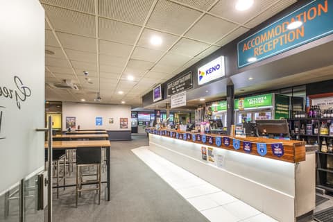 Greenacre Hotel, Reception