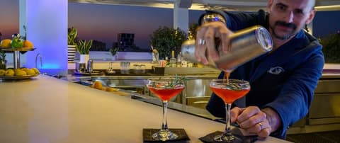 Poli House by AFI Hotels, Bar (on property)