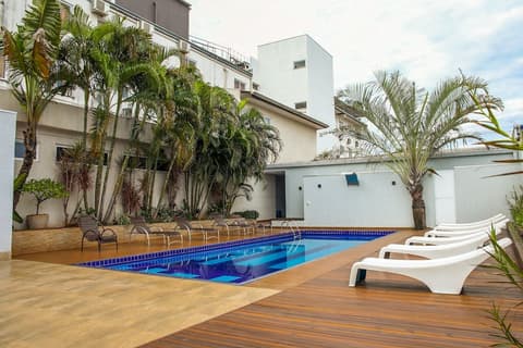 Rede Andrade Vivaldi, Pool