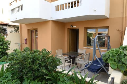 Esperides Beach Hotel Apartments, Terrace/patio
