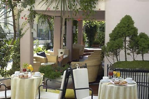 Hotel Derby, Breakfast area