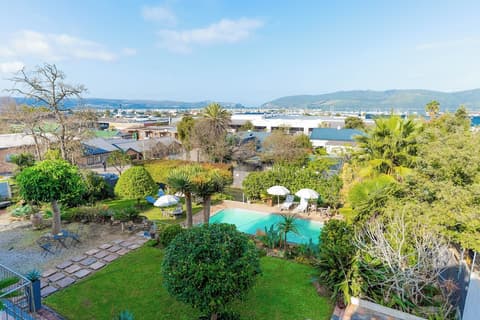 Aestas Bed & Breakfast, Property grounds